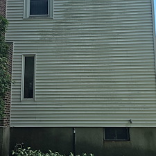 Concrete-patio-cleaning-and-House-wash 1